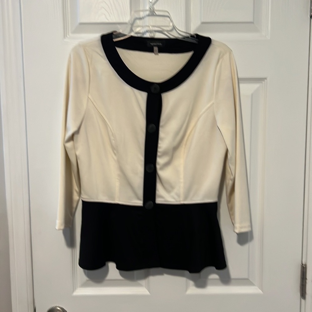 Two piece spring/fall top and skirt